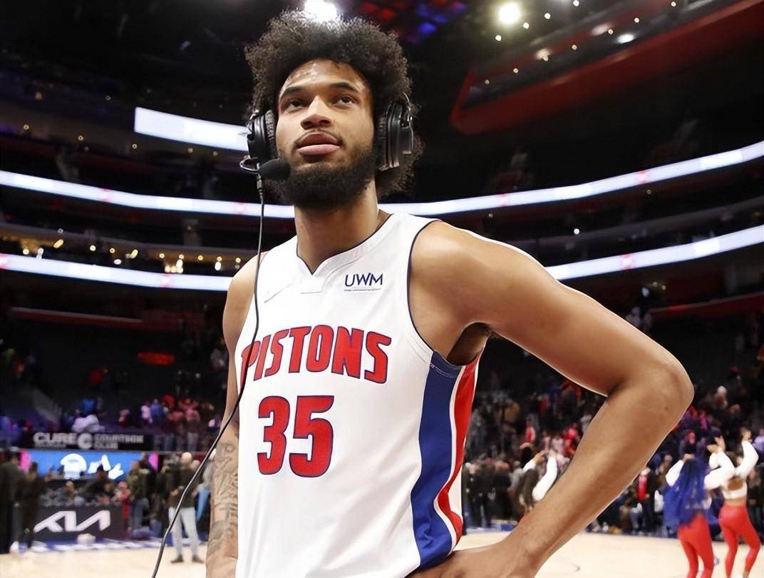 近15年来首次，斯图加特球员在德国队连线破门