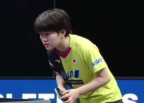 让他的膝盖 让他的膝盖