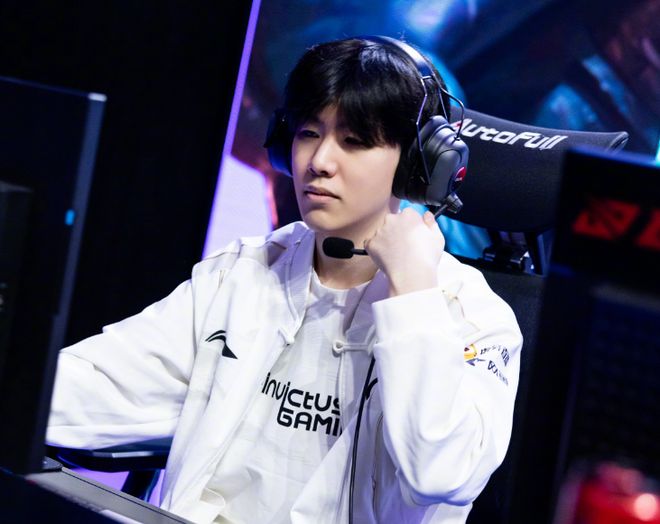 加索尔和邓肯谁是NBA历史第一大前锋？答案毫无疑问是他